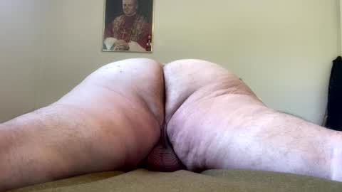 Hairy Sally online show from October 2025 02:29:01 PM