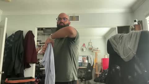 uncutbeard129840 online show from April 2026 12:22:02 AM