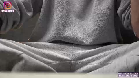 Mister Uncut online show from October 2025 07:15:02 PM