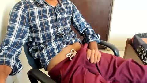 Snapshot of uncutraja chatting on February 2025 05:48:02 AM uncutraja online show from February 2025 05:48:02 AM