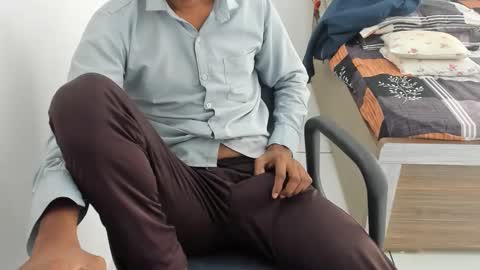 Snapshot of uncutraja chatting on November 2025 06:02:01 AM uncutraja online show from November 2025 06:02:01 AM