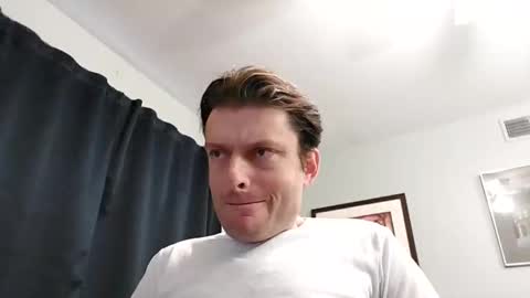 Snapshot of undress_me_ chatting on January 2025 12:39:01 PM undress me online show from January 2025 12:39:01 PM