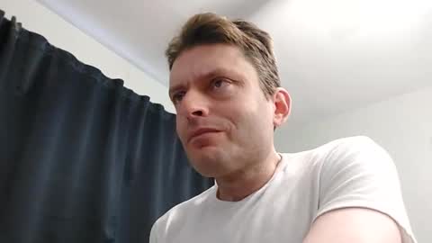 Snapshot of undress_me_ chatting on March 2025 01:01:01 PM undress me online show from March 2025 01:01:01 PM