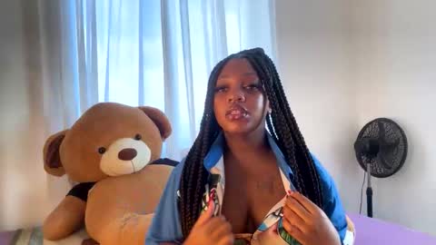 Snapshot of unholybaddie chatting on October 2025 06:56:01 AM Unholybaddie online show from October 2025 06:56:01 AM