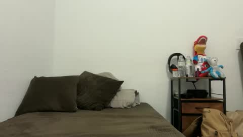 Stepbro online show from March 2026 10:06:01 AM