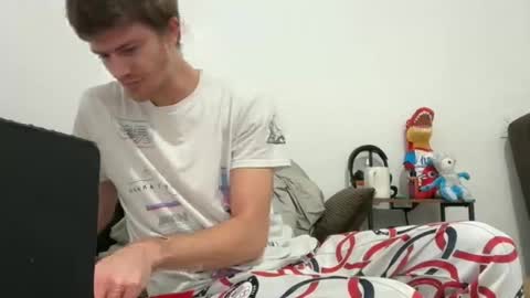 Stepbro online show from March 2026 10:23:01 PM