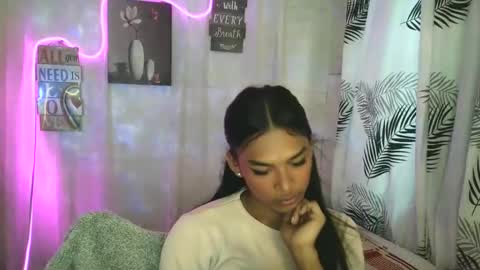 ur_dazzlingmorenaxx online show from March 2026 03:56:01 AM