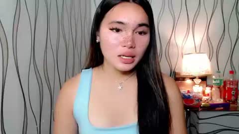 Snapshot of ur_innocent_girlx chatting on October 2025 04:24:02 AM QUEENSY online show from October 2025 04:24:02 AM