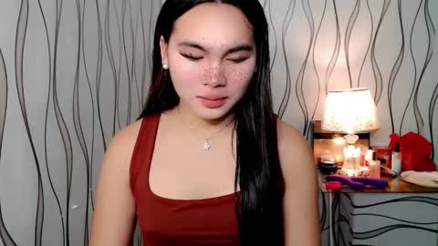 Snapshot of ur_innocent_girlx chatting on October 2025 01:53:02 AM QUEENSY online show from October 2025 01:53:02 AM