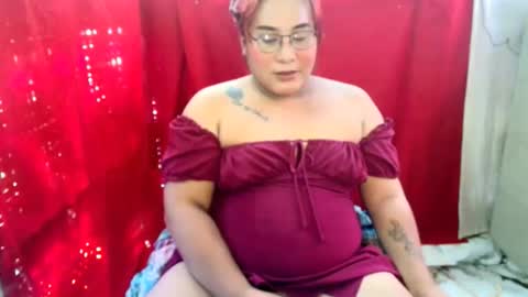 Snapshot of uramazingbomshel chatting on November 2025 05:17:02 AM pretitit micole online show from November 2025 05:17:02 AM