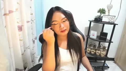 Snapshot of urasian_ivana_alawi chatting on January 2025 08:06:02 PM IVANA and ALEXIA online show from January 2025 08:06:02 PM