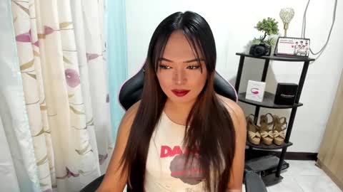 Snapshot of urasian_ivana_alawi chatting on January 2025 09:40:01 PM IVANA and ALEXIA online show from January 2025 09:40:01 PM