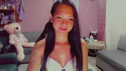 Snapshot of urasian_newra chatting on February 2025 03:31:02 PM NEWRA ALLISON online show from February 2025 03:31:02 PM