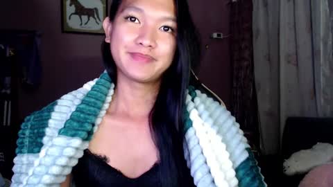 Snapshot of urasian_newra chatting on February 2025 09:32:02 PM NEWRA ALLISON online show from February 2025 09:32:02 PM