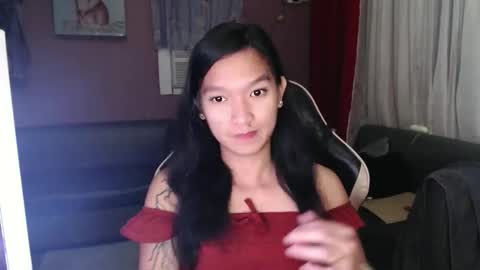 Snapshot of urasian_newra chatting on October 2025 05:24:02 PM NEWRA ALLISON online show from October 2025 05:24:02 PM