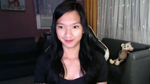 NEWRA  ALLISON online show from December 2025 09:20:01 PM