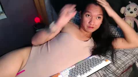 NEWRA  ALLISON online show from February 2026 07:50:01 AM