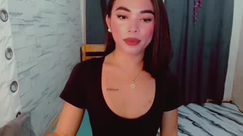 Snapshot of urasiangirl01 chatting on February 2026 11:04:02 AM yesha online show from February 2026 11:04:02 AM