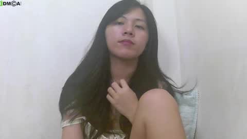 Snapshot of urasianlover69x chatting on December 2024 04:53:02 AM rai online show from December 2024 04:53:02 AM