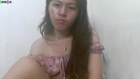 Snapshot of urasianlover69x chatting on February 2025 10:07:02 AM rai online show from February 2025 10:07:02 AM