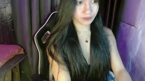 Elizabeth online show from December 2024 12:51:02 AM