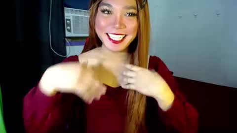 Snapshot of urasiansweet_cummer chatting on January 2025 11:45:01 PM KENDRA online show from January 2025 11:45:01 PM