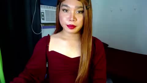 Snapshot of urasiansweet_cummer chatting on February 2025 05:05:01 AM KENDRA online show from February 2025 05:05:01 AM