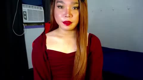 Snapshot of urasiansweet_cummer chatting on February 2025 08:47:01 PM KENDRA online show from February 2025 08:47:01 PM