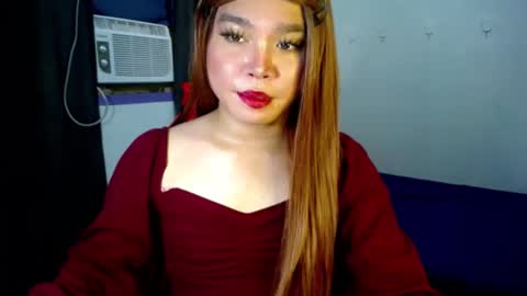 Snapshot of urasiansweet_cummer chatting on February 2025 03:56:02 AM KENDRA online show from February 2025 03:56:02 AM