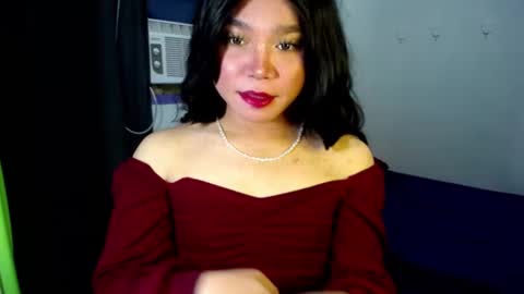 Snapshot of urasiansweet_cummer chatting on February 2025 12:47:02 AM KENDRA online show from February 2025 12:47:02 AM