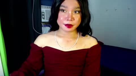 Snapshot of urasiansweet_cummer chatting on March 2025 04:27:02 AM KENDRA online show from March 2025 04:27:02 AM