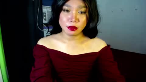 Snapshot of urasiansweet_cummer chatting on March 2025 02:06:02 AM KENDRA online show from March 2025 02:06:02 AM