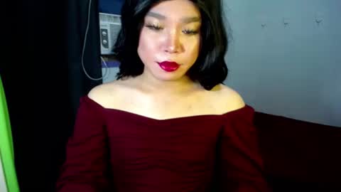 Snapshot of urasiansweet_cummer chatting on March 2025 02:52:01 AM KENDRA online show from March 2025 02:52:01 AM