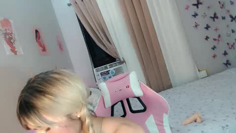 lianne online show from February 2025 08:35:01 AM