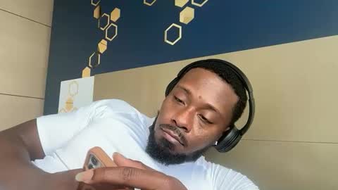 urbandick5 online show from February 2026 04:58:02 PM