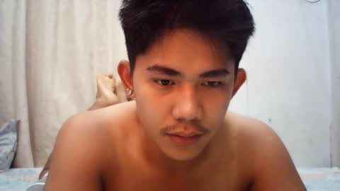 Snapshot of urcutie_asianboy chatting on December 2025 07:57:02 AM KEN online show from December 2025 07:57:02 AM