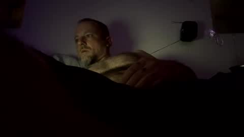 Snapshot of urdaddy875867 chatting on February 2025 10:20:01 PM urdaddy875867 online show from February 2025 10:20:01 PM