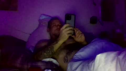 Snapshot of urdaddy875867 chatting on March 2025 06:05:02 AM urdaddy875867 online show from March 2025 06:05:02 AM