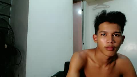 Snapshot of urdreamboy_clarin chatting on June 2026 03:22:02 PM urdreamboy_clarin online show from June 2026 03:22:02 PM