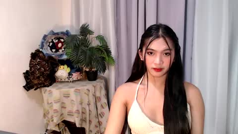 Snapshot of urdreamgirl_ chatting on March 2025 04:06:02 PM Trixie online show from March 2025 04:06:02 PM
