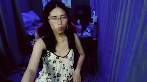 Snapshot of urdreamgirljayne chatting on January 2025 12:36:02 PM urdreamgirljayne online show from January 2025 12:36:02 PM