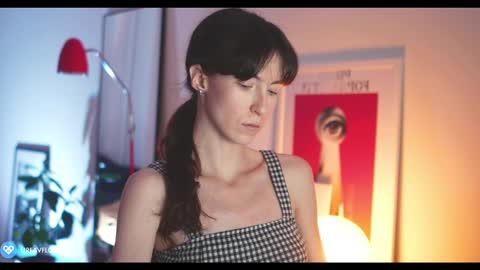 Snapshot of urfavflwers chatting on February 2025 07:40:02 PM Aleksandra online show from February 2025 07:40:02 PM