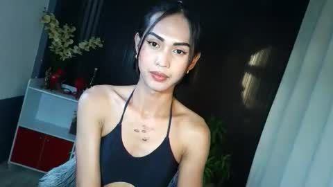 Snapshot of urfavouriteaddiction chatting on November 2025 08:47:01 AM Rianne online show from November 2025 08:47:01 AM