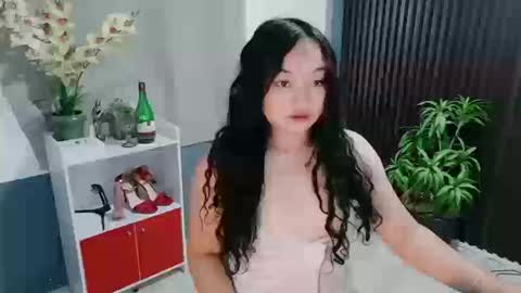 Snapshot of urfavouritecravings chatting on December 2025 01:00:01 AM Scarlet online show from December 2025 01:00:01 AM