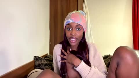 urfavtee online show from March 2026 04:50:01 AM