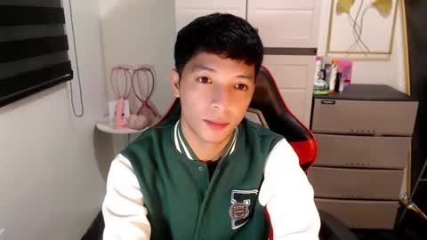 Ethan online show from April 2026 03:52:01 PM