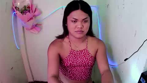 urhottie_bella online show from October 2025 07:00:02 AM