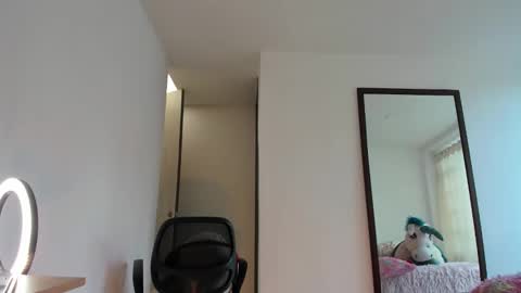 urimare_south online show from January 2025 09:18:01 PM