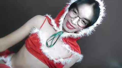 Snapshot of urlovely_ariana chatting on December 2024 12:44:02 PM Ariana online show from December 2024 12:44:02 PM