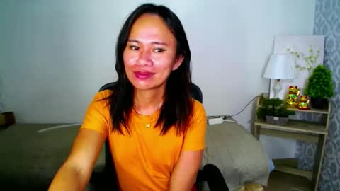 Snapshot of urlovely_che chatting on October 2025 04:56:02 AM urlovely_che online show from October 2025 04:56:02 AM